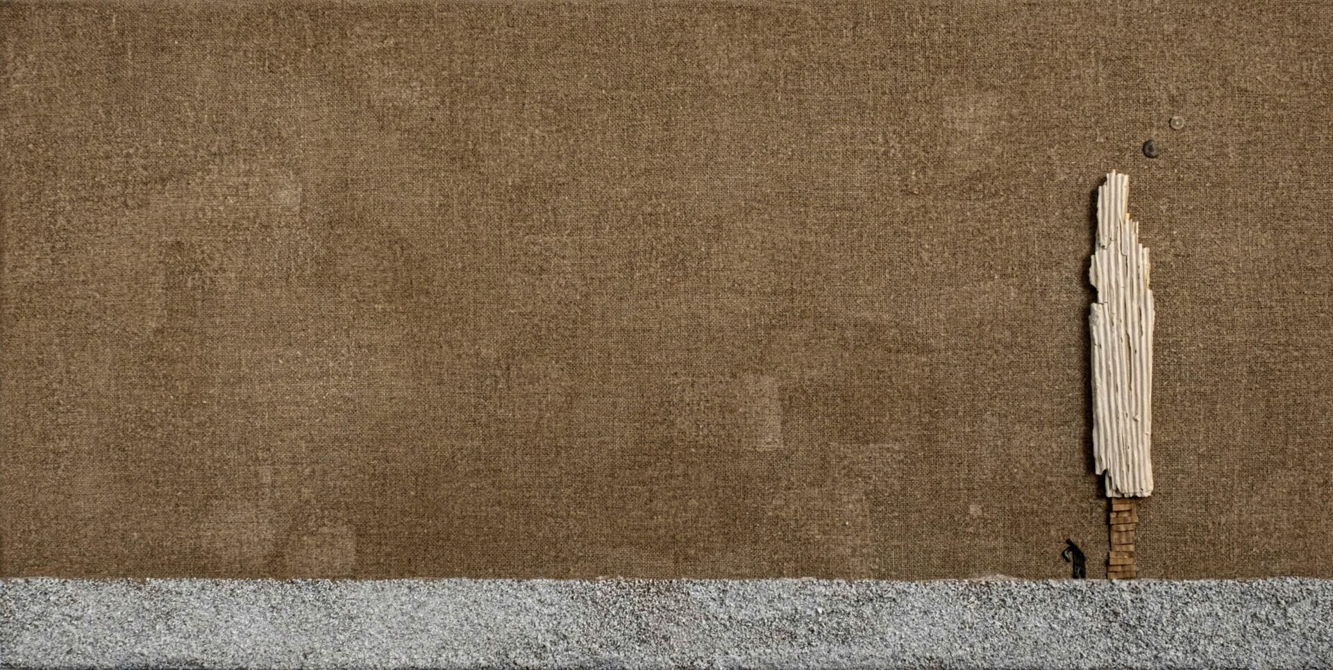 Contemplation. 120 cm x 60 cm Porcelain, enamel on metal, recycled plastic, cardboard, and acrylic on jute.